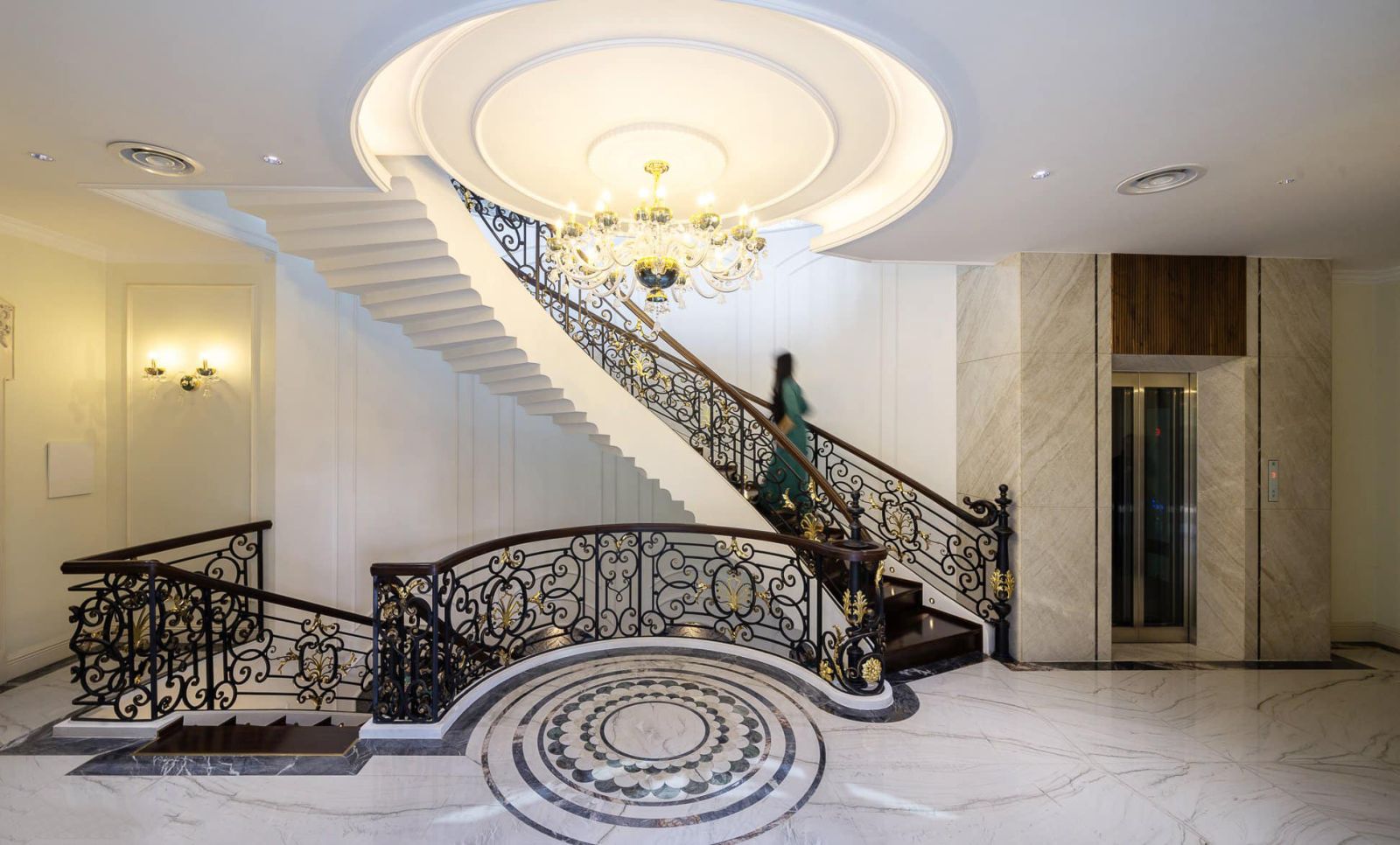 Lan can cầu thang sắt mỹ thuật PHN