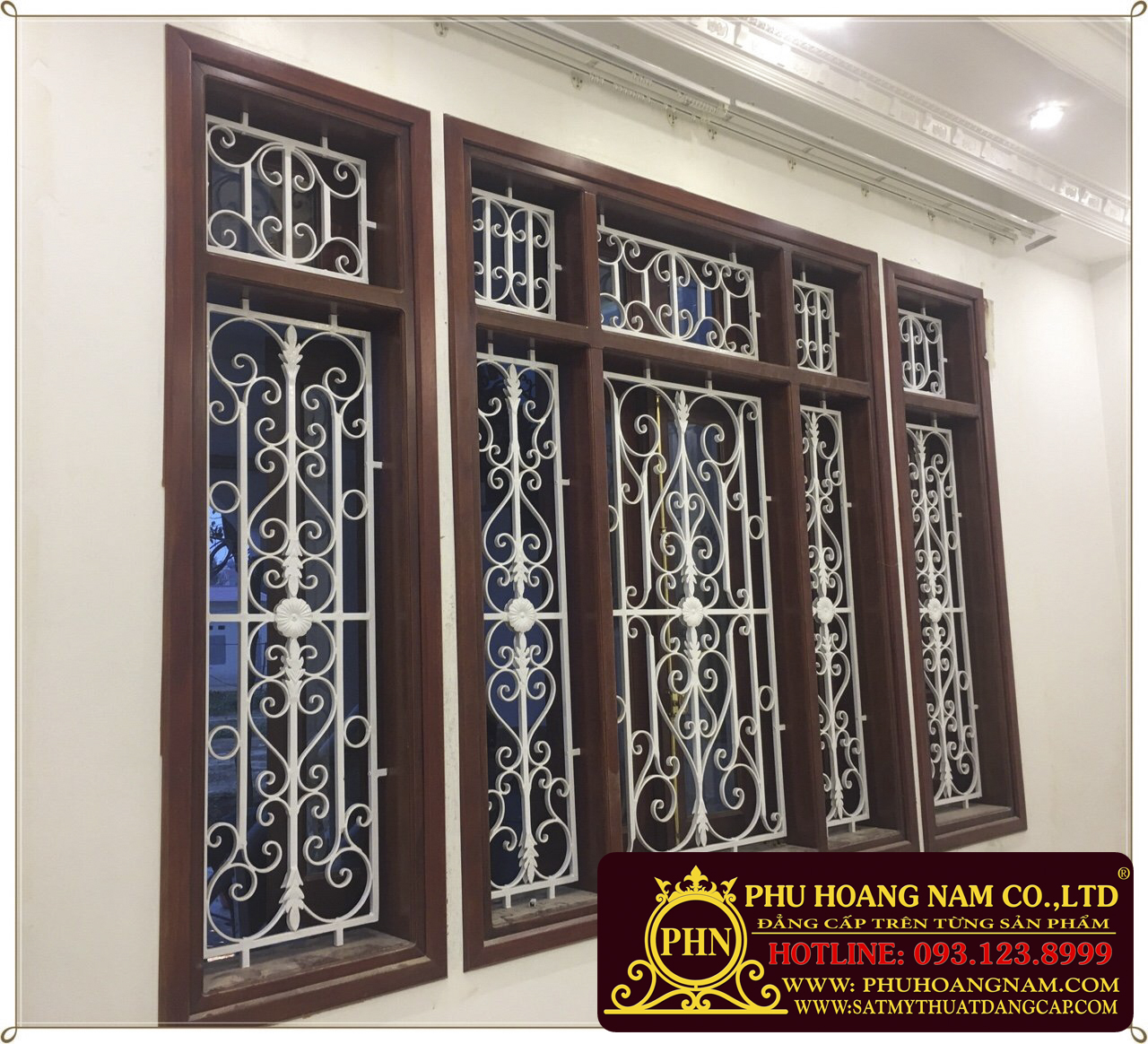 Khung bảo vệ cửa sổ
